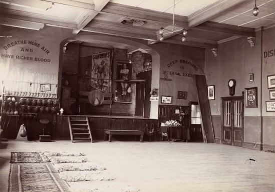 Northey's School of Physical Culture in the Sussex Hall. Ref: Alexander Turnbull Library PAColl-0318-01.